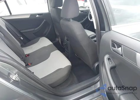 2017 Volkswagen Jetta 1.4T S z USA, uszkodzony, nr VIN 3VW2B7AJ3HM314525